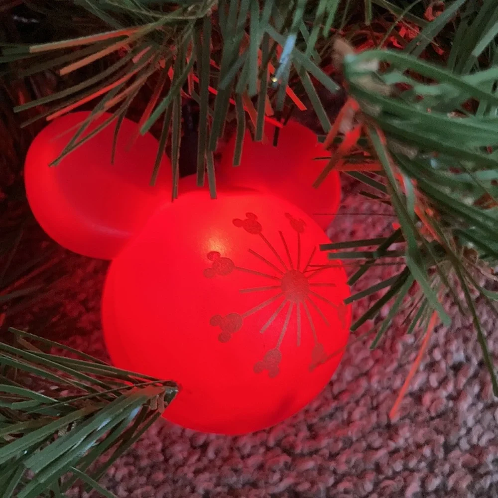 Disney Mickey might up garland strand includes 1 strand at approx 4ft.